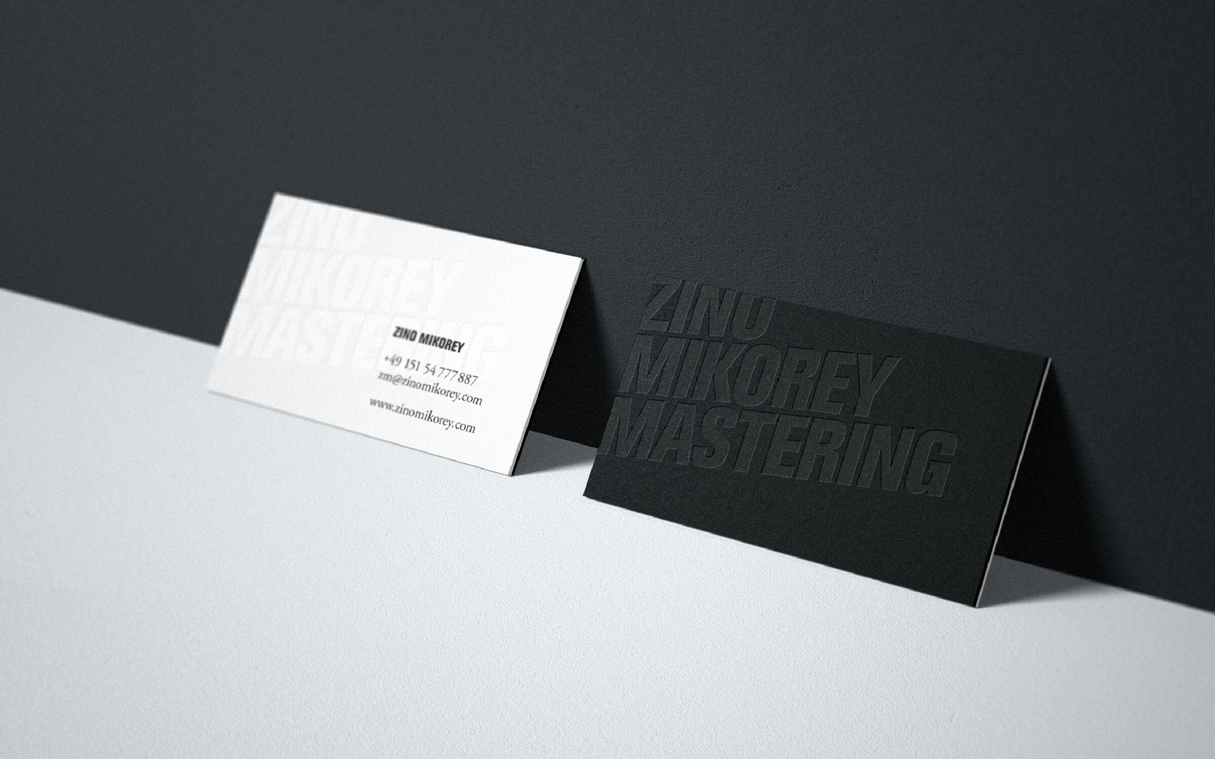 ZinoMikorey_BusinessCards_MockUp